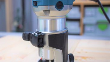 เครื่องเซาะร่อง MAKITA