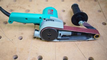 เครื่องขัดกระดาษทรายสายพาน DCA