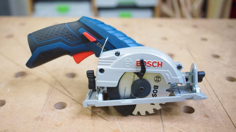 เลื่อยวงเดือนไร้สาย BOSCH