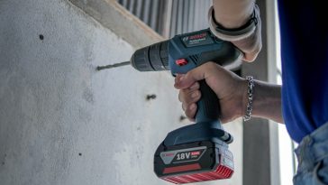 สว่านไร้สาย