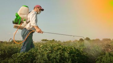 เครื่องพ่นยา