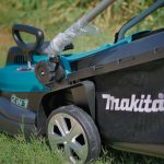 เครื่องตัดหญ้า