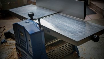 เครื่องรีดไม้ ไสไม้