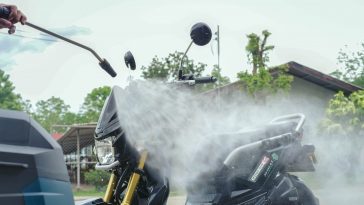 เครื่องฉีดน้ำแรงดันสูง