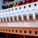 เซอร์กิตเบรกเกอร์