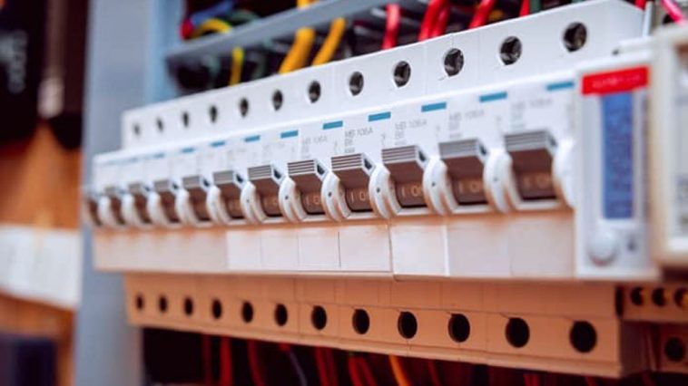 เซอร์กิตเบรกเกอร์