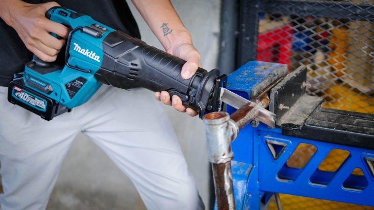 เลื่อยชัก