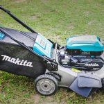 รถเข็นตัดหญ้าไร้สาย