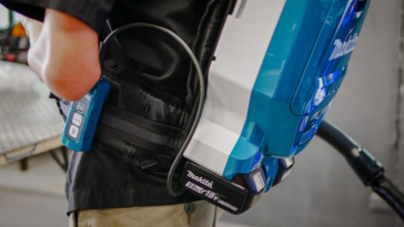 เครื่องดูดฝุ่นสะพายหลัง